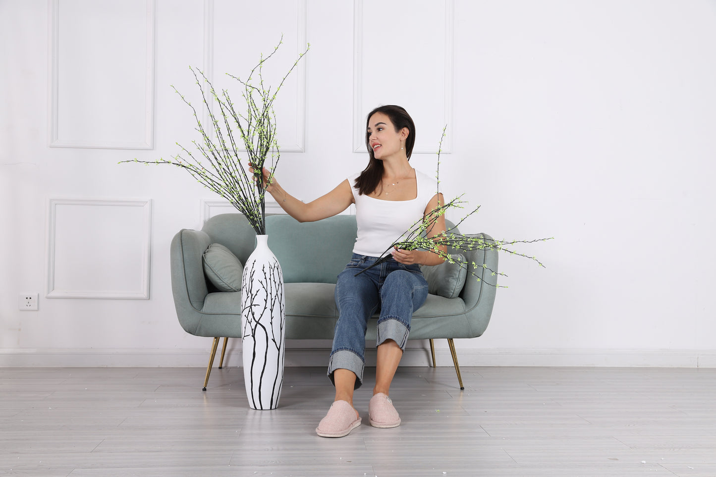 Large Resin Floor Vase – Stylish Waterproof Vase for Fresh & Dried Flowers, white, 26 inches