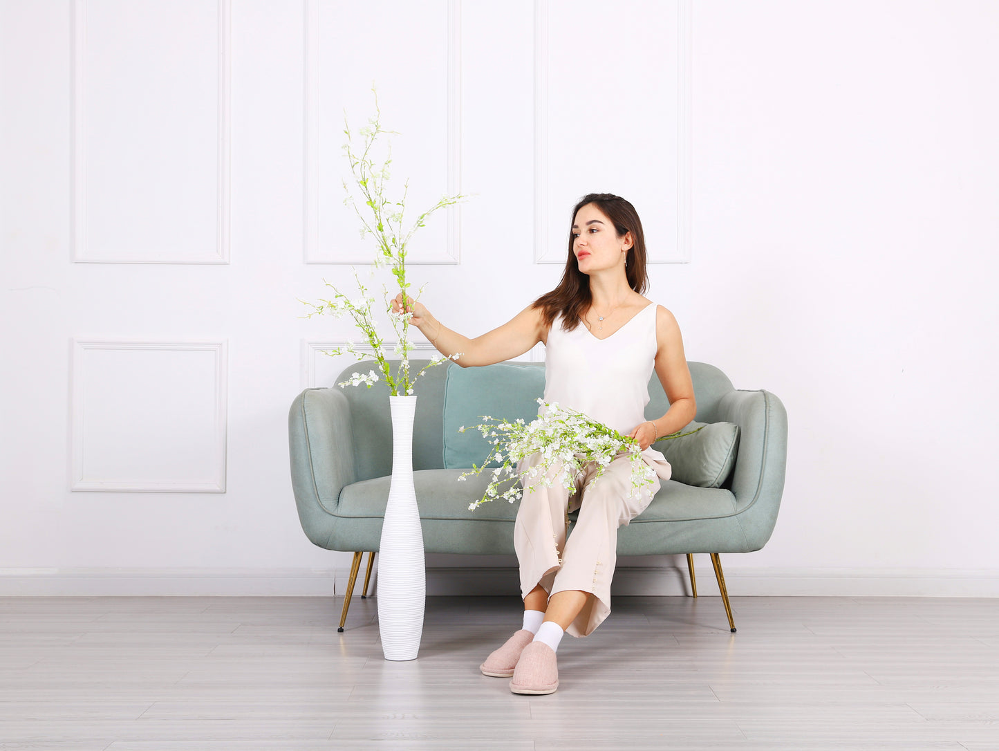 Large Resin Floor Vase – Stylish Waterproof Vase for Fresh & Dried Flowers, white, 26 inches