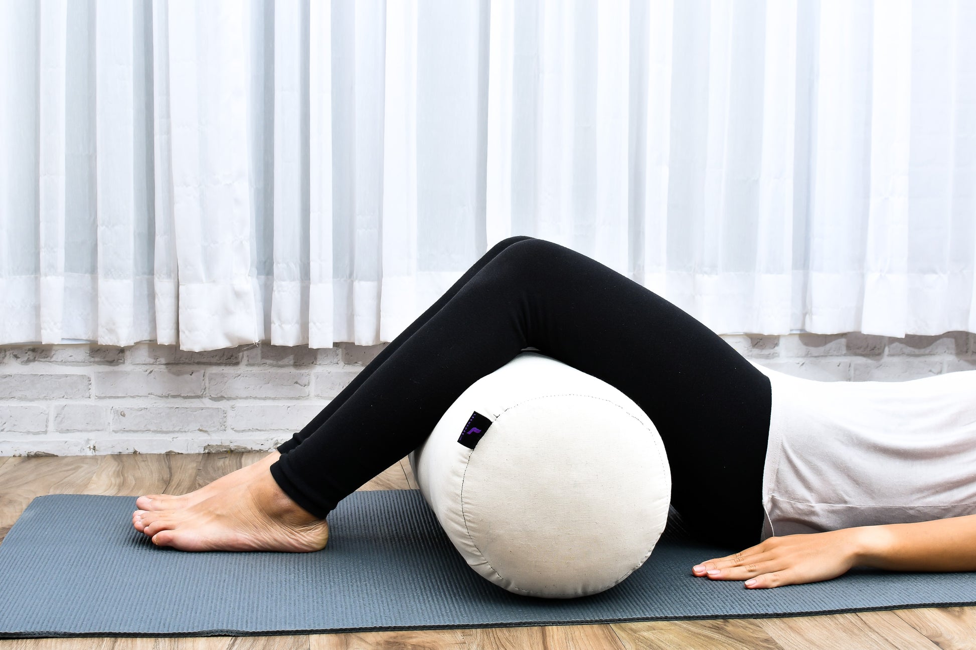 Large Yoga Bolster – Kapok-Filled Meditation Cushion with Cotton Cover, Cl01 - Ecru