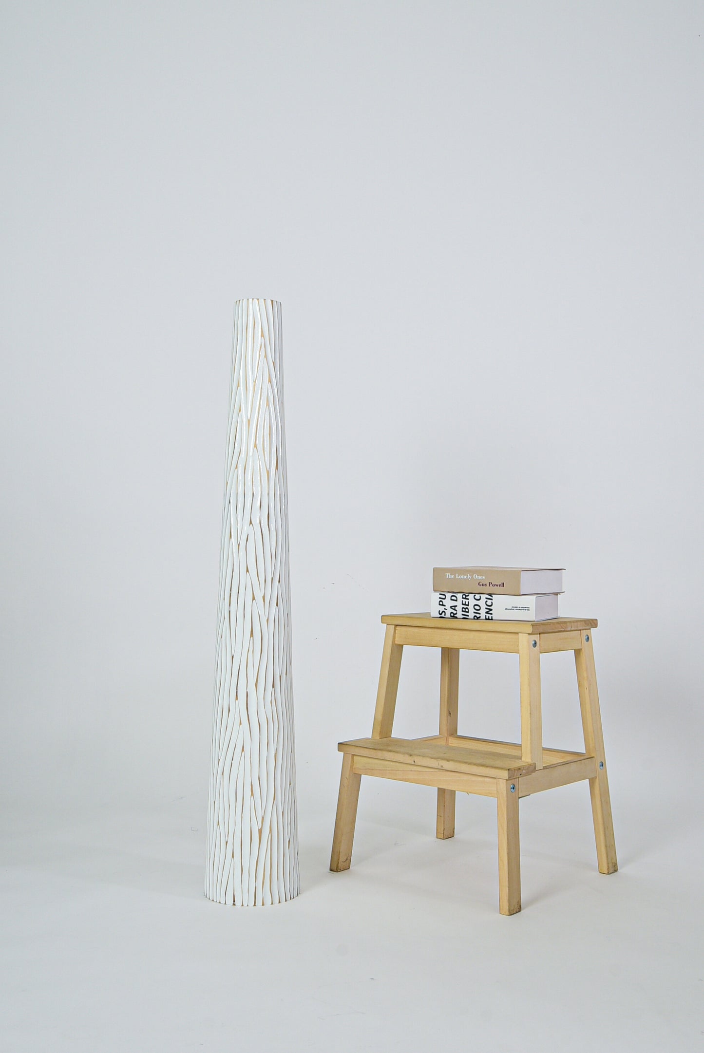 Large Mango Wood Floor Vase – Handcrafted Decorative Highlight from Thailand, white, 41 inches