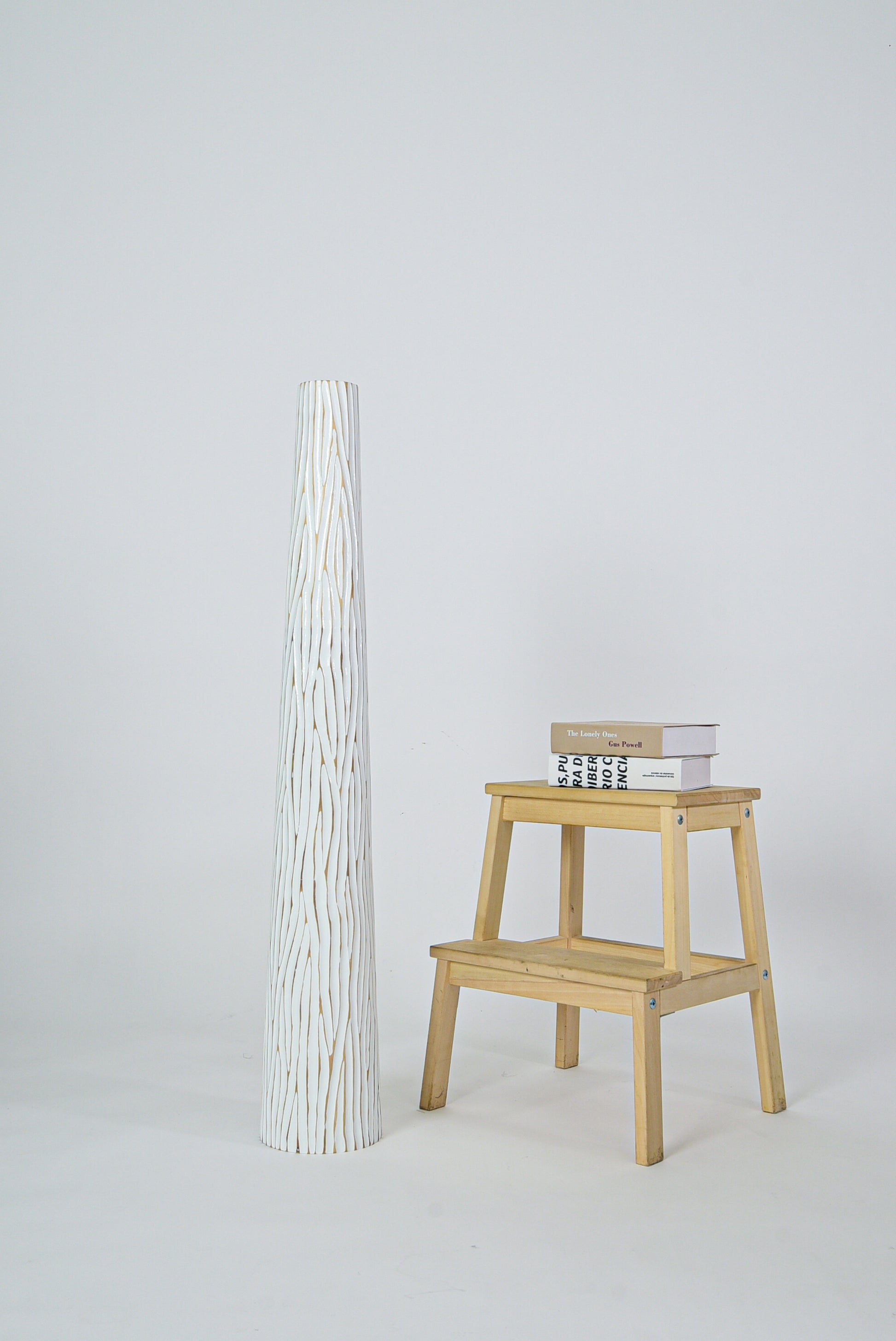 Large Mango Wood Floor Vase – Handcrafted Decorative Highlight from Thailand, white, 41 inches
