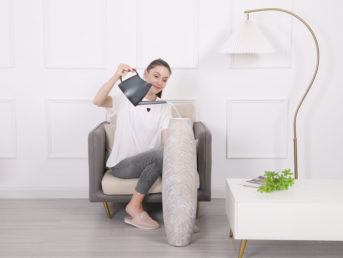 Large Resin Floor Vase – Stylish Waterproof Vase for Fresh & Dried Flowers, white wash, 32 inches