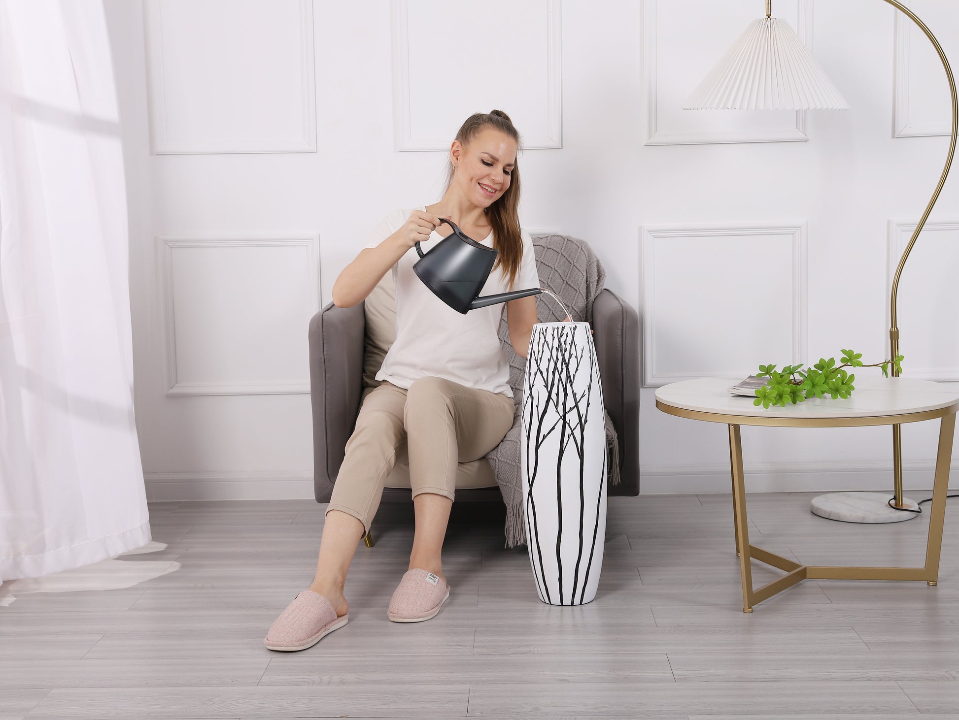 Large Resin Floor Vase – Stylish Waterproof Vase for Fresh & Dried Flowers, white, 26 inches