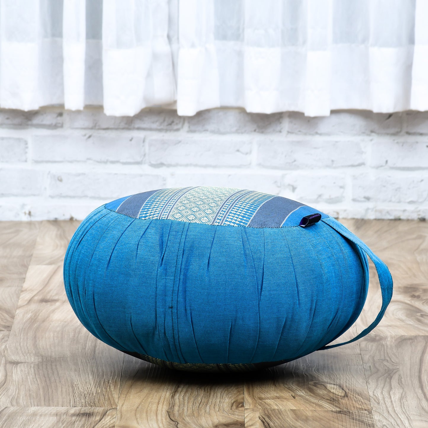 Leewadee Zafu Yoga Pillow, 33 x 15 cm, Light Blue, Sf22 - Blue