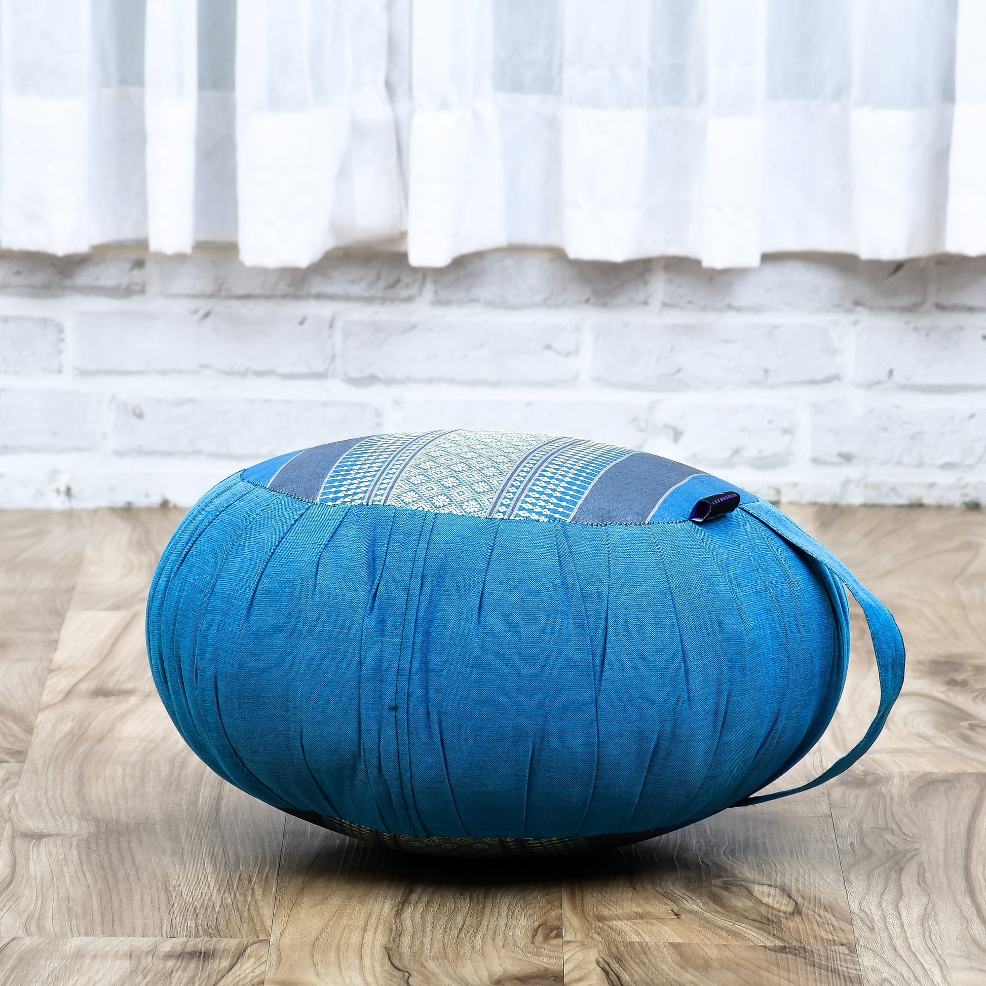 Leewadee Zafu Yoga Pillow, 33 x 15 cm, Light Blue, Sf22 - Blue