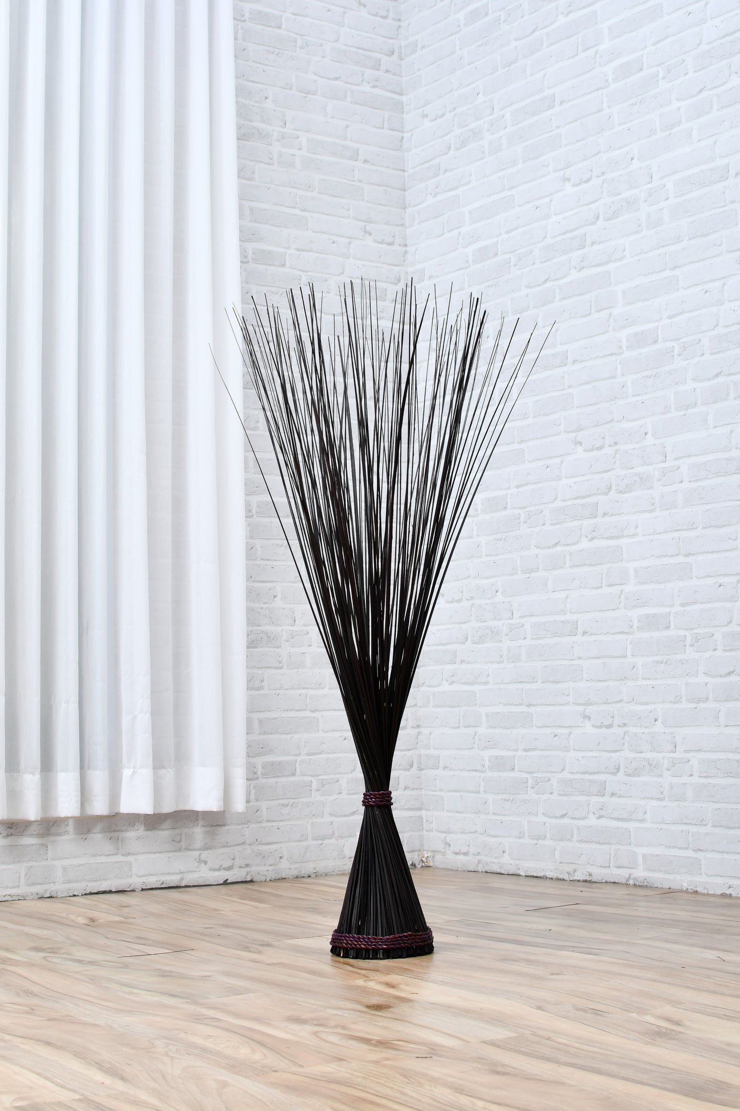 Freestanding Dried Grass Bundle – Natural Floor Decoration with Raffia Band, black brown, Dried Grass - 120 cm