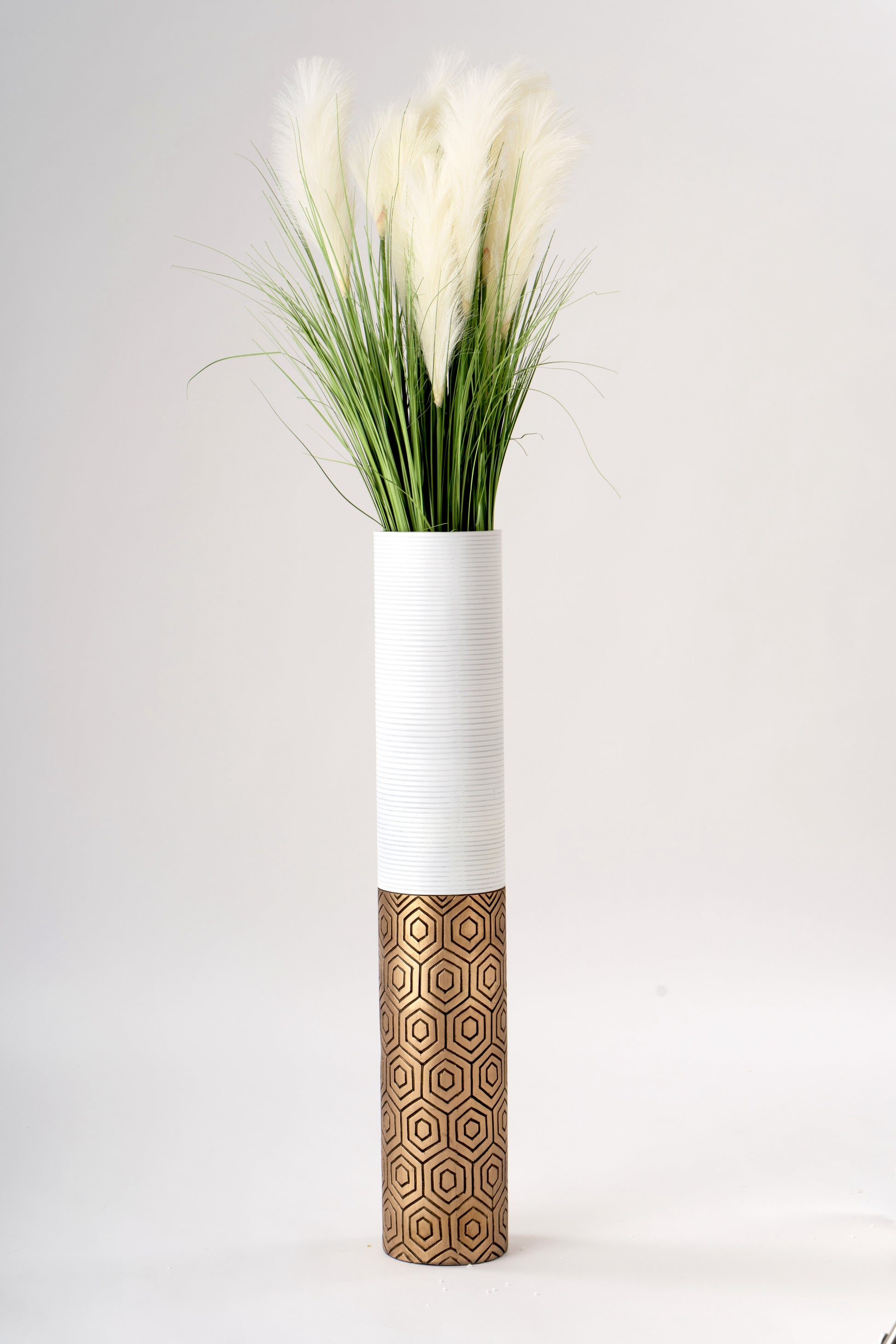 Large Resin Floor Vase – Stylish Waterproof Vase for Fresh & Dried Flowers, gold, black, 34 inches
