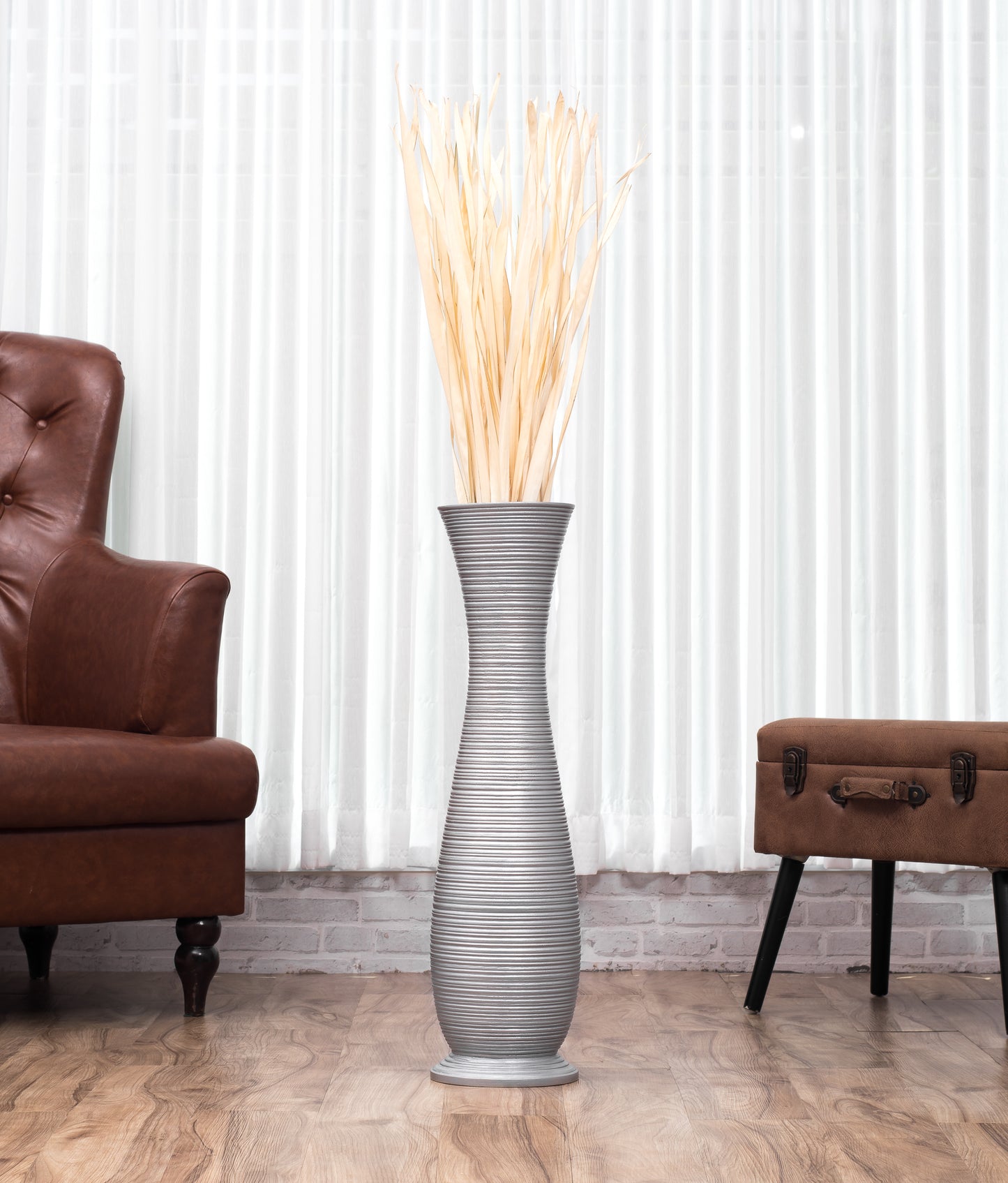 Large Mango Wood Floor Vase – Handcrafted Decorative Highlight from Thailand, silver, 26 inches