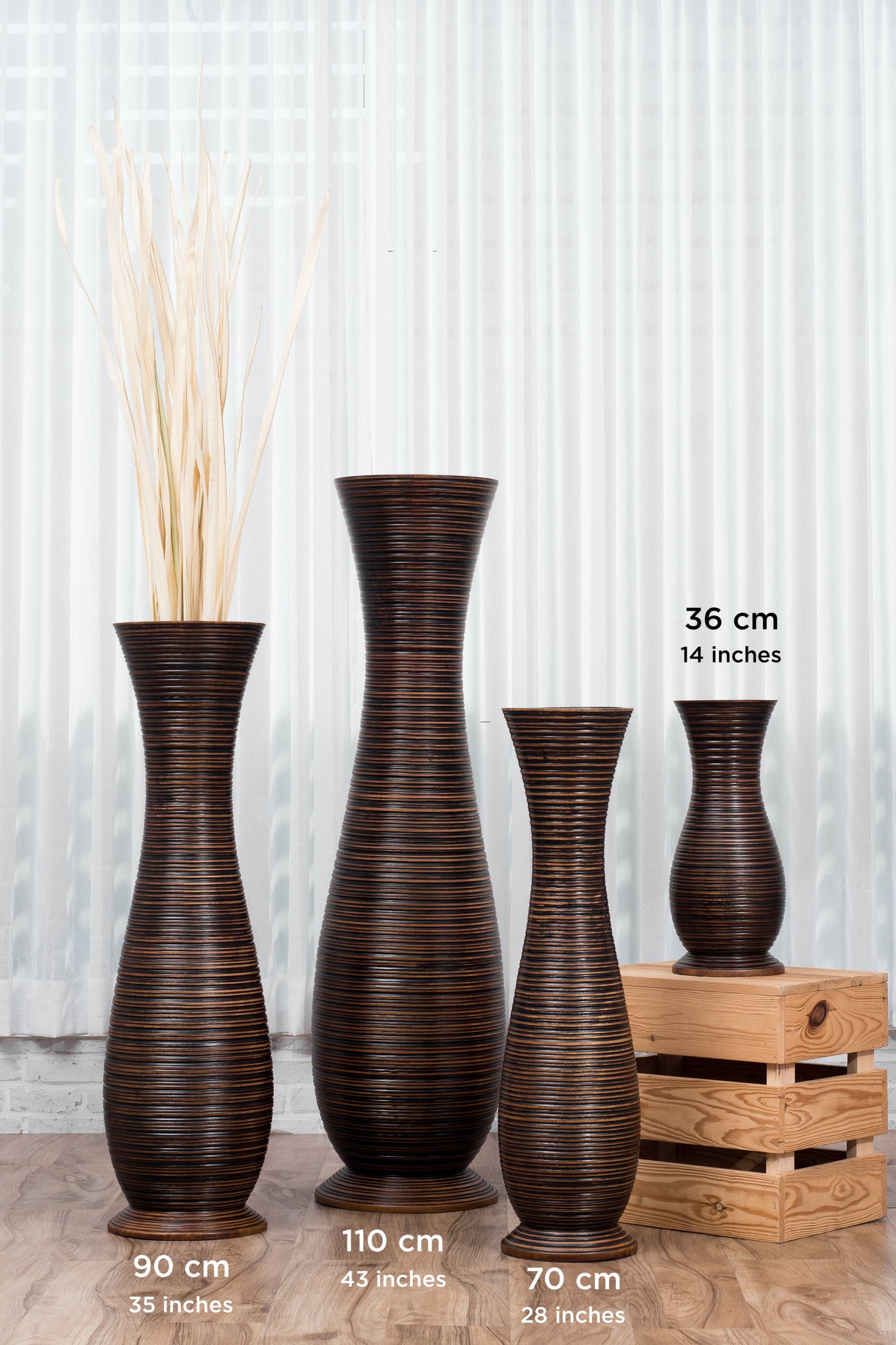 Large Mango Wood Floor Vase – Handcrafted Decorative Highlight from Thailand, brown, 26 inches