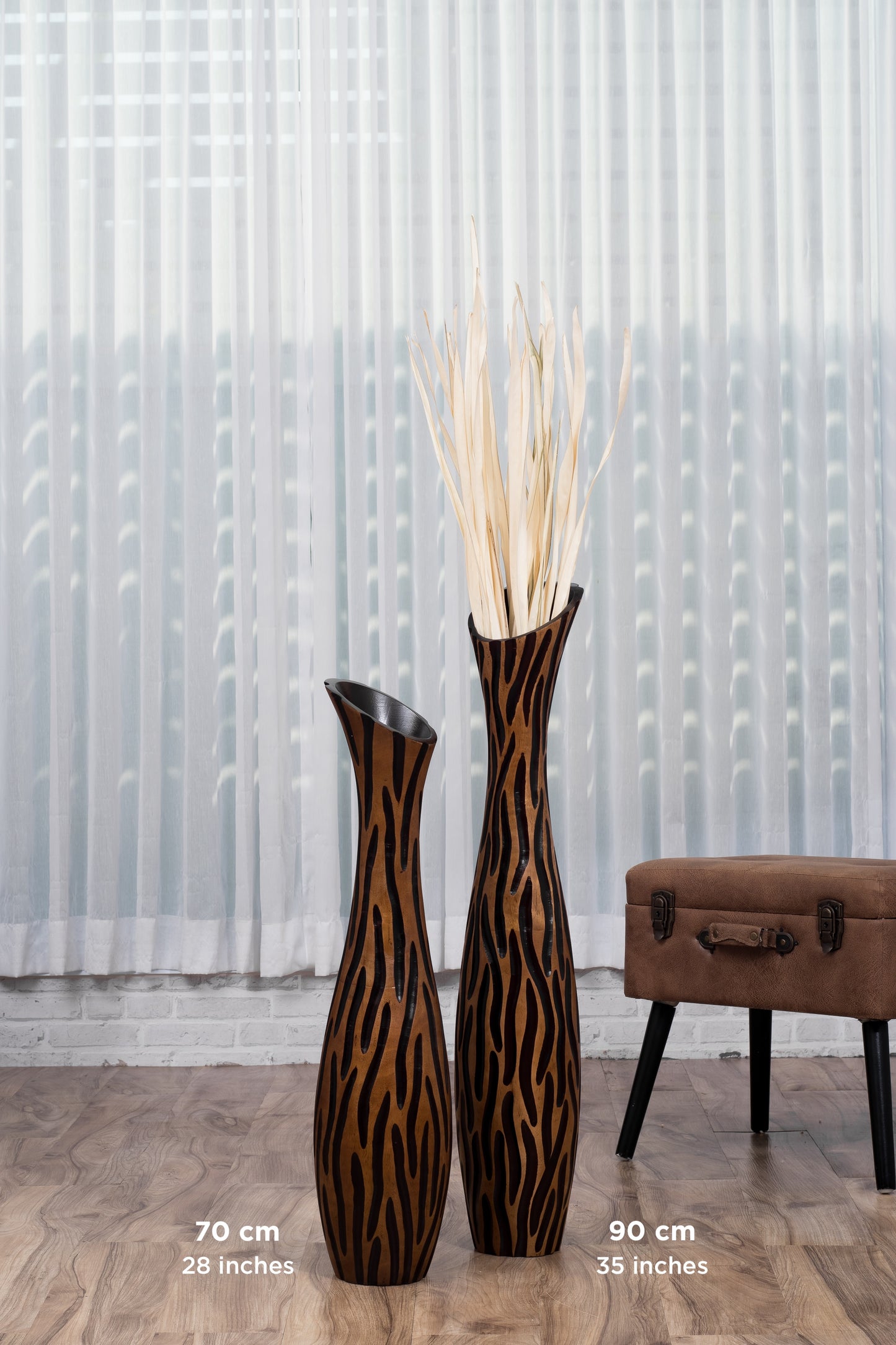 Large Mango Wood Floor Vase – Handcrafted Decorative Highlight from Thailand, brown, black, 34 inches