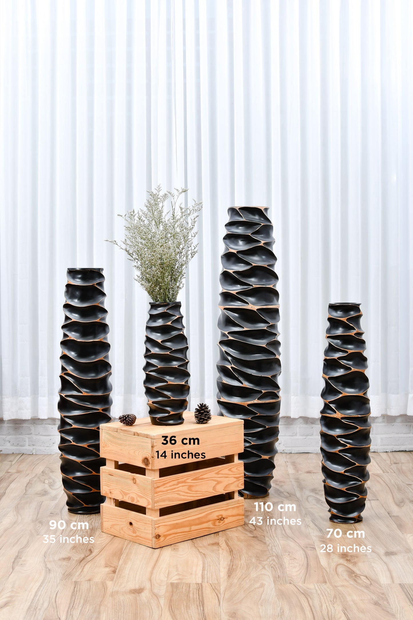 Large Mango Wood Floor Vase – Handcrafted Decorative Highlight from Thailand, black, 34 inches
