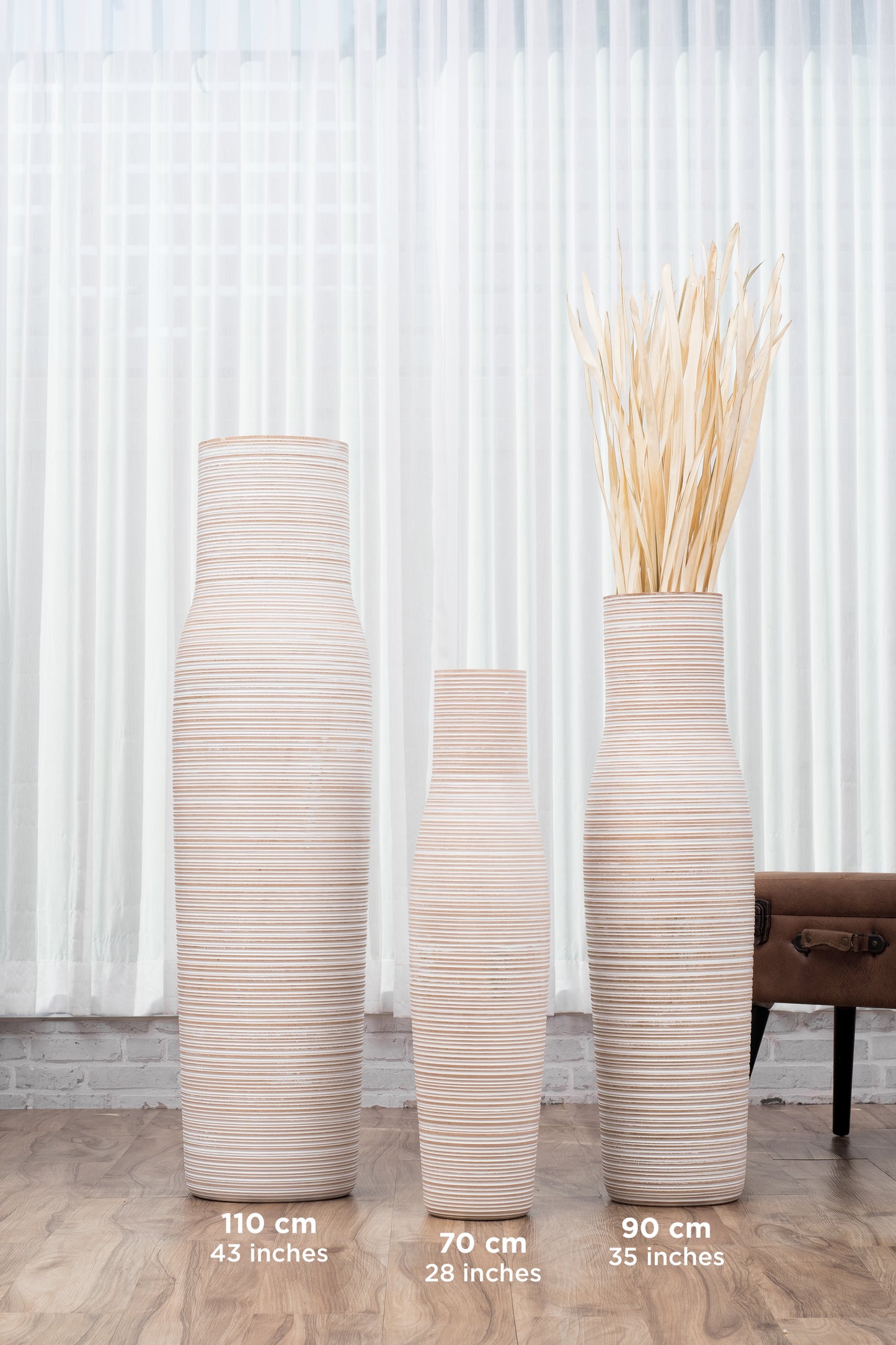 Large Mango Wood Floor Vase – Handcrafted Decorative Highlight from Thailand, white wash, 26 inches