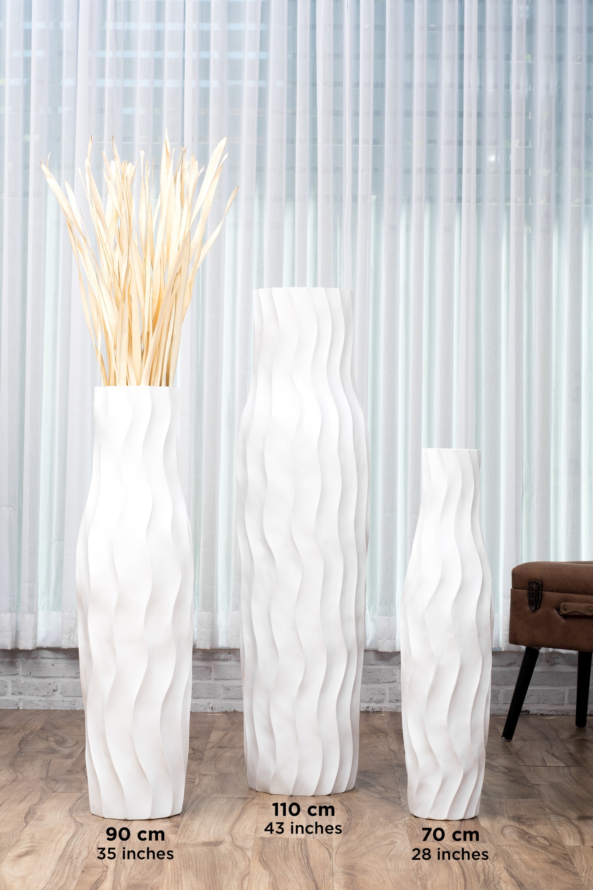 Large Mango Wood Floor Vase – Handcrafted Decorative Highlight from Thailand, white, 34 inches